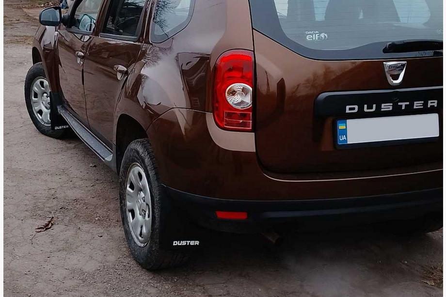 Dacia Duster 2008–2018 Lapače nečistôt EuroCap (4 ks) Fotografia 1