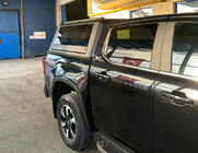 Volkswagen Amarok 2010–2022 Hardtop Omcap fotografia 3