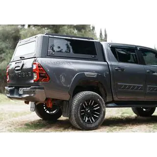 Hardtop Omcap Toyota Hilux 2015– fotografia 2