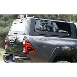 Hardtop Omcap Toyota Hilux 2015– fotografia 1