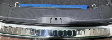 Opel Zafira B 2005–2011 Ochranná lišta zadného nárazníka Carmos V2 (nerez) fotografia 1