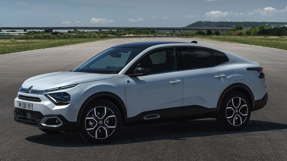 Test elektrického fastbacku Citroen e-C4 X