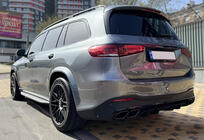 Mercedes GLS X167 2019– Zadný difúzor s koncovkami výfuku BlackEdition (dizajn GLS63) fotografia 1