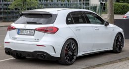 Mercedes A-class W177 2018– Zadný difúzor s koncovkami výfuku (Dizajn A35 HB) fotografia 1