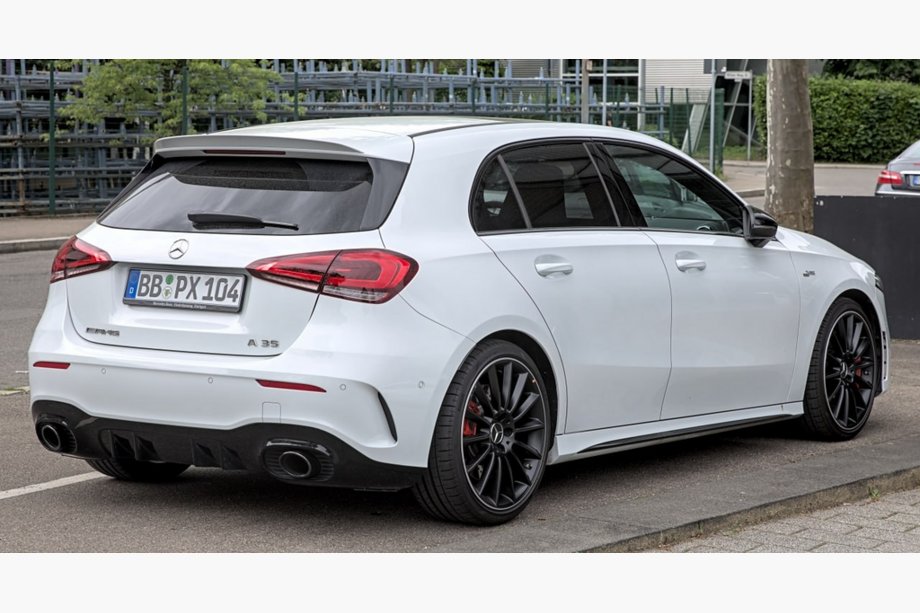 Mercedes A-class W177 2018– Zadný difúzor s koncovkami výfuku (Dizajn A35 HB) Image