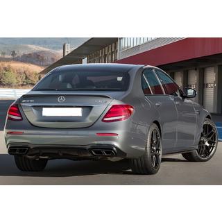 Zadný difúzor s výfukovými koncovkami E63-Design Black (pre AMG/AMG-Line 2016-2020) fotografia 1