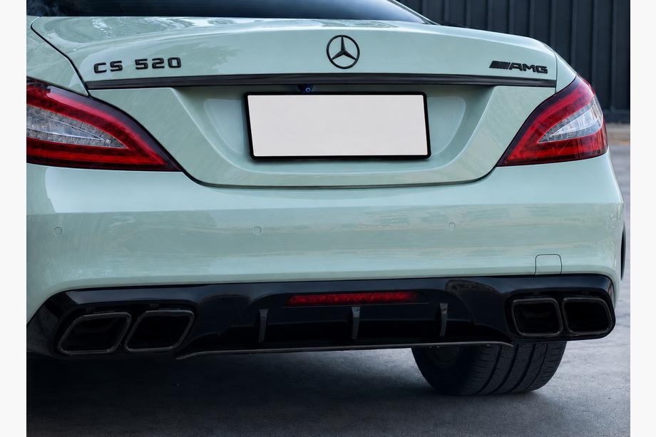 Mercedes CLS C218 2011–2018 Zadný difúzor s koncovkami výfuku Black (2015-2018, dizajn GT63) Fotografia 3