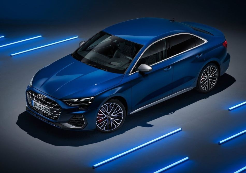 Prehľad modernizovaného športového sedanu Audi S3