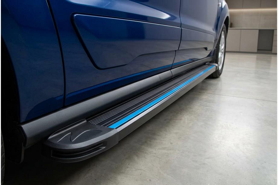 Ford Connect 2021– Bočné nášľapy Maya Blue (2 ks, hliník) Maxi rázvor Image