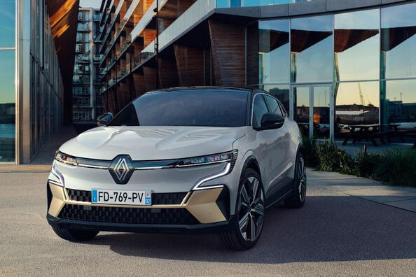 Recenzia hatchbacku Renault Megane E-Tech Electric