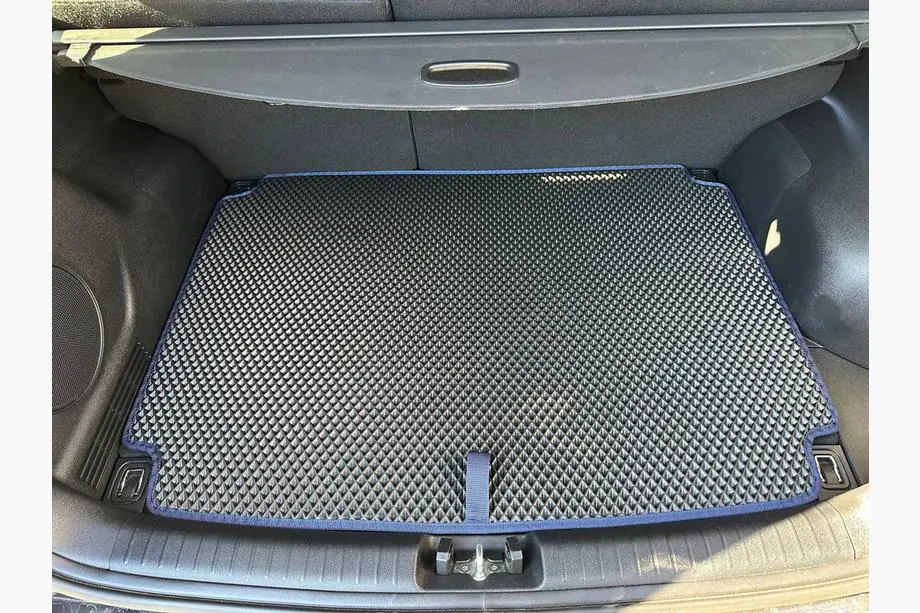 Kia Niro 2016–2021 EVA rohož do kufra (E-Niro 2018-2022, so subwooferom, čierna) Image