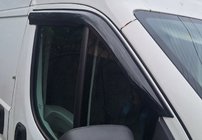 Opel Movano 2021– Okenné deflektory (2 ks, Sunplex) fotografia 1