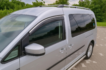 Volkswagen Caddy 2015–2020 Okenné veterné deflektory s chrómovou lištou Niken Luxury (2 ks) fotografia 4