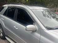 Mercedes ML W164 2005–2011 Okenné deflektory s chrómovou lištou Niken Luxury (4 ks) fotografia 6