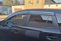 Mazda CX-5 2012–2017 Okenné deflektory s chrómovou lištou Niken Luxury (4 ks) fotografia 4