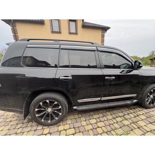 Okenné deflektory s chrómovou lištou Niken Luxury (6 ks) Toyota Land Cruiser 200 2007–2021 fotografia 3