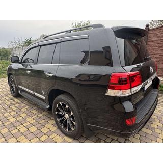Okenné deflektory s chrómovou lištou Niken Luxury (6 ks) Toyota Land Cruiser 200 2007–2021 fotografia 4