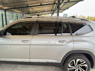 Volkswagen Atlas (Terramont) 2016– Okenné deflektory s chrómovou lištou Niken Luxury (6 ks) fotografia 4