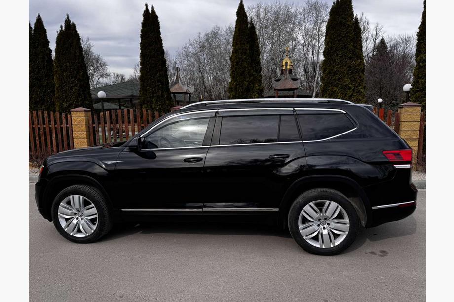 Volkswagen Atlas (Terramont) 2016– Okenné deflektory s chrómovou lištou Niken Luxury (6 ks) Image