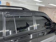 Lexus LX470 1998–2007 Okenné deflektory Niken Luxury (4 ks) fotografia 3