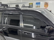 Toyota Land Cruiser 100 1998–2007 Okenné deflektory Niken Luxury (4 ks) fotografia 13