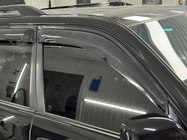 Toyota Land Cruiser 100 1998–2007 Okenné deflektory Niken Luxury (4 ks) fotografia 8