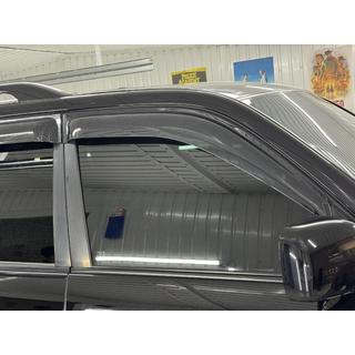 Okenné deflektory Niken Luxury (4 ks) Toyota Land Cruiser 100 1998–2007 fotografia 2