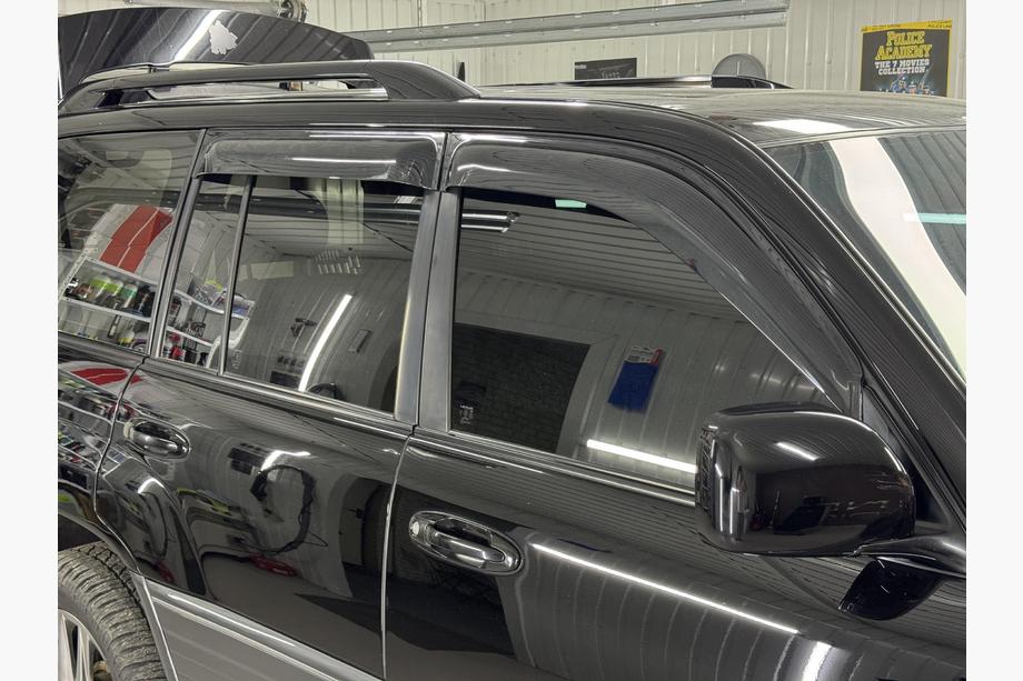 Toyota Land Cruiser 100 1998–2007 Okenné deflektory Niken Luxury (4 ks) Image