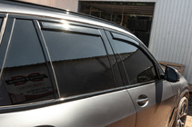 BMW X5 G05 2019–2026 Vkladacie deflektory okien Niken Luxury (4 ks) fotografia 7