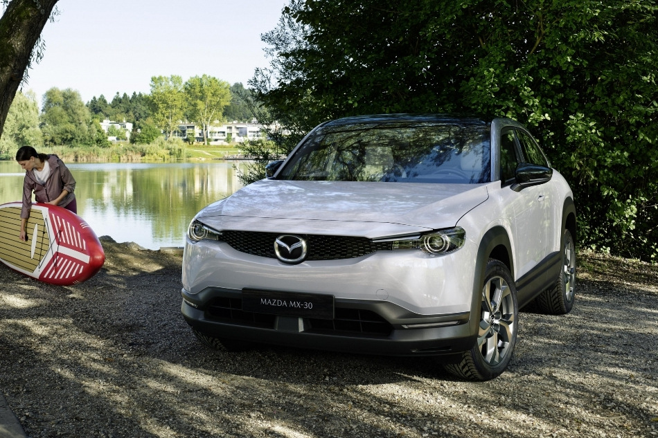 Recenzia Mazda MX-30: štýlový a ekologický crossover