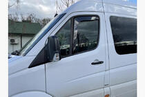 Volkswagen Crafter 2006–2016 Okenné deflektory, vkladacie (2 ks, HEKO) fotografia 2