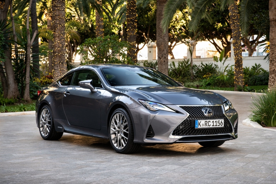 Prehľad faceliftu prvej generácie Lexus RC
