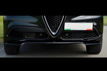 Alfa Romeo Stelvio 2016– Predný lip spojler DPT V-1 (ABS, lesklá čierna) fotografia 1
