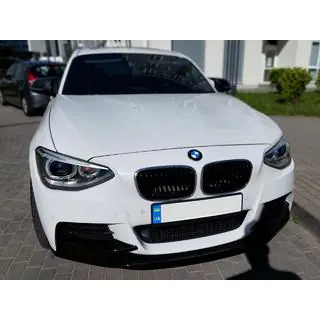Predný lip spojler DPT V-1 (pre M Performance, lesklá čierna, 2 ks) BMW 1. séria F20/F21 2011–2019 fotografia 4