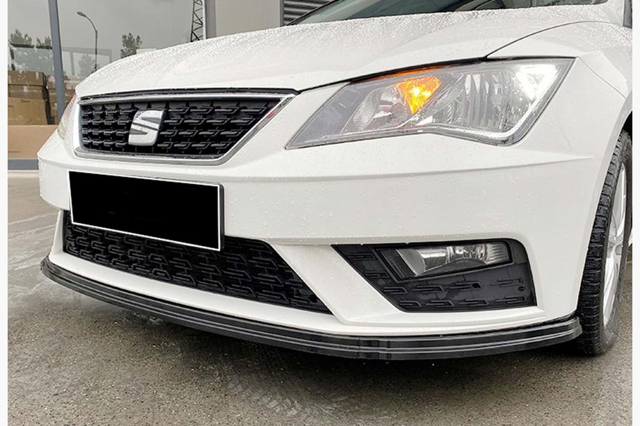 Seat Leon 2013–2020 Predný lip spojler DPT V-4 (2017-2020, lesklá čierna) Image