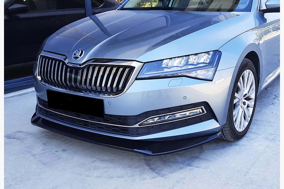 Skoda Superb 2015–2024 Predný lip spojler nárazníka DPT V-3 (2015-2020, čierny lesklý) Fotografia 1