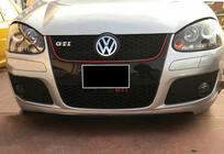 Volkswagen Golf 5 2003–2009 Predný lip spojler DPT V-1 (pre GTI, čierny lesk) fotografia 1