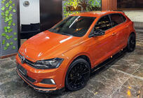 Volkswagen Polo 2017– Predný lip spojler DPT V-1 (čierny lesklý) fotografia 1