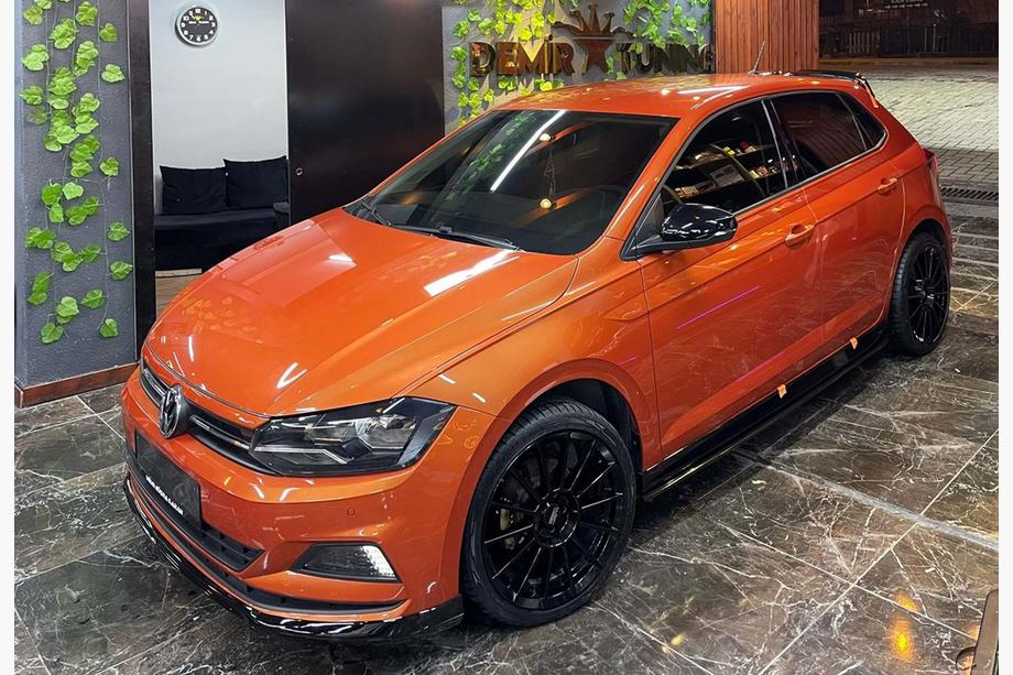 Volkswagen Polo 2017– Predný lip spojler DPT V-1 (čierny lesklý) Image