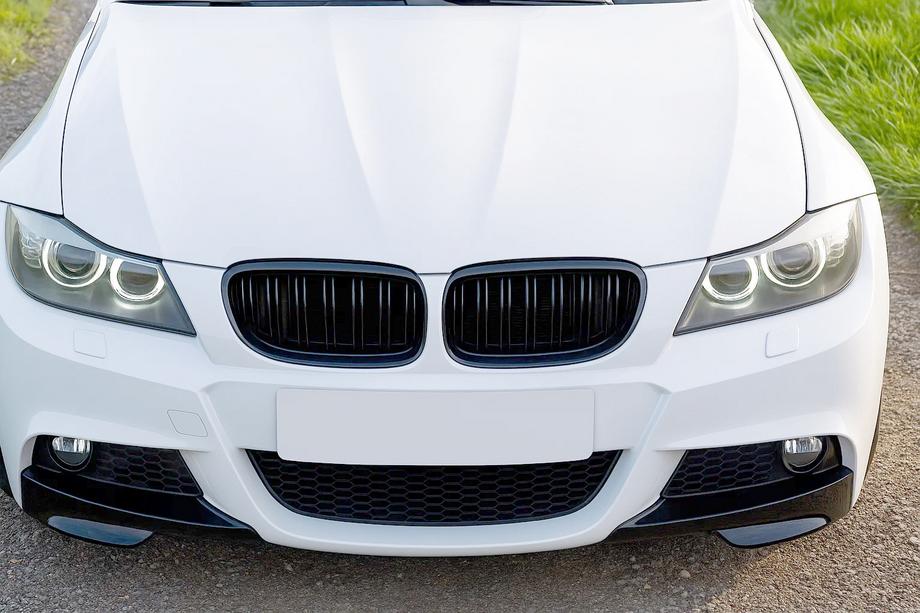 BMW 3 rad E90/E91 2005–2011 M-Look obličkové mriežky (2008-2011, lesklá čierna) Image
