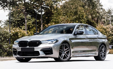 BMW 5. rad G30/G31 2017–2023 Mriežka chladiča (obličky) M-Look (2021-2023, čierny lesk) Bez kamery fotografia 1