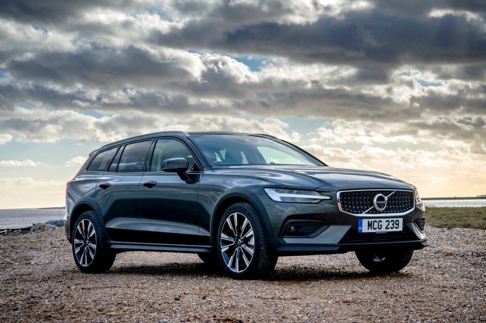 Volvo V60 Cross Country druhej generácie – vysoký komfort a priechodnosť