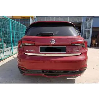 Zadný difúzor DPT (HB, lesklá čierna) Fiat Tipo 2016– fotografia 1