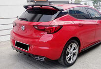 Opel Astra K 2016–2021 Zadný difúzor DPT V-1 (HB, lesklá čierna) fotografia 2