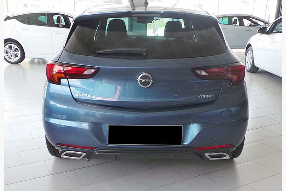 Opel Astra K 2016–2021 Zadný difúzor DPT V-2 (HB, čierny lesklý) Fotografia 4