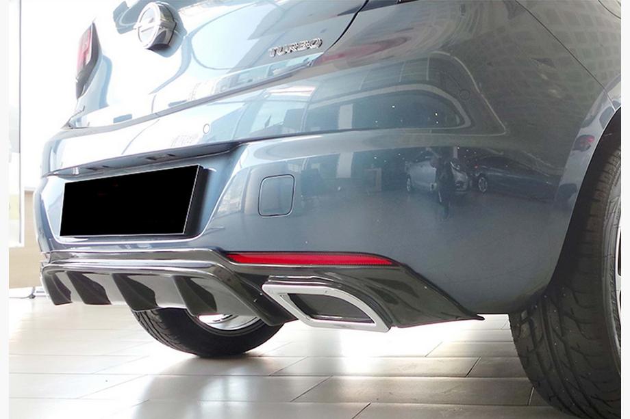 Opel Astra K 2016–2021 Zadný difúzor DPT V-2 (HB, čierny lesklý) Fotografia 1