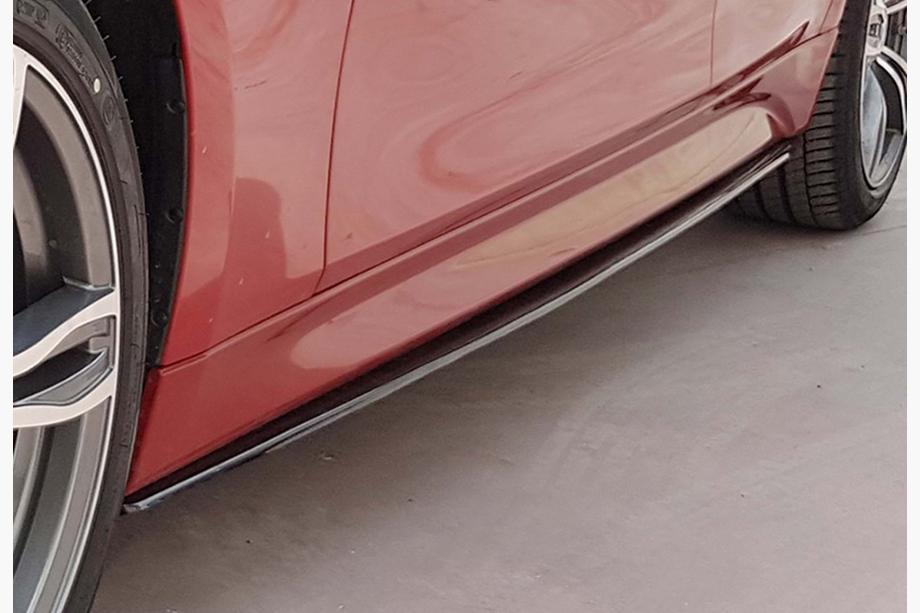 BMW rad 3 F30/F31 2012–2019 Kryty prahov DPT V-3 (pre M-Sport prahy, čierny lesk) Fotografia 1