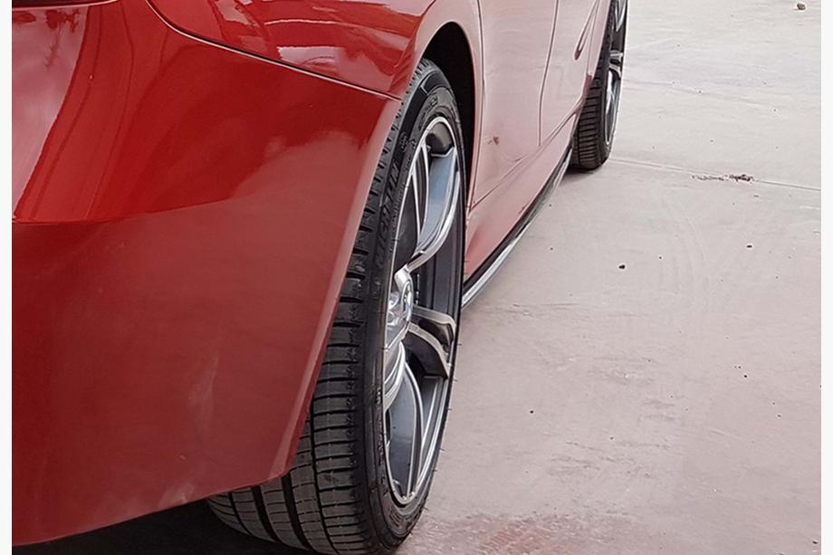 BMW rad 3 F30/F31 2012–2019 Kryty prahov DPT V-3 (pre M-Sport prahy, čierny lesk) Fotografia 4