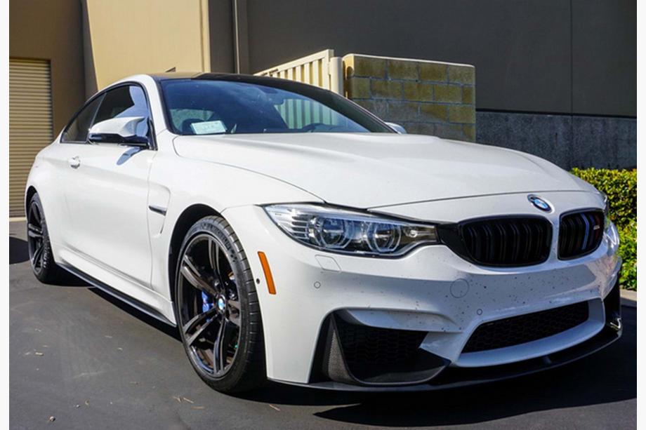 BMW 4 séria F32/F33/F36 2012–2020 Bočné prahy DPT (lesklá čierna) Fotografia 1