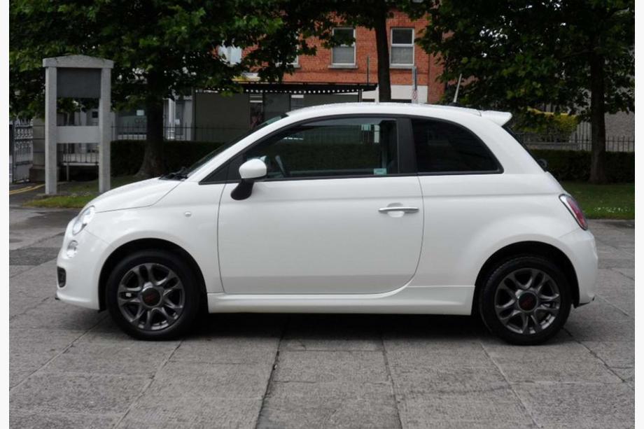 Fiat 500/500L 2013–2022 Bočné prahy DPT (lesklá čierna) Image
